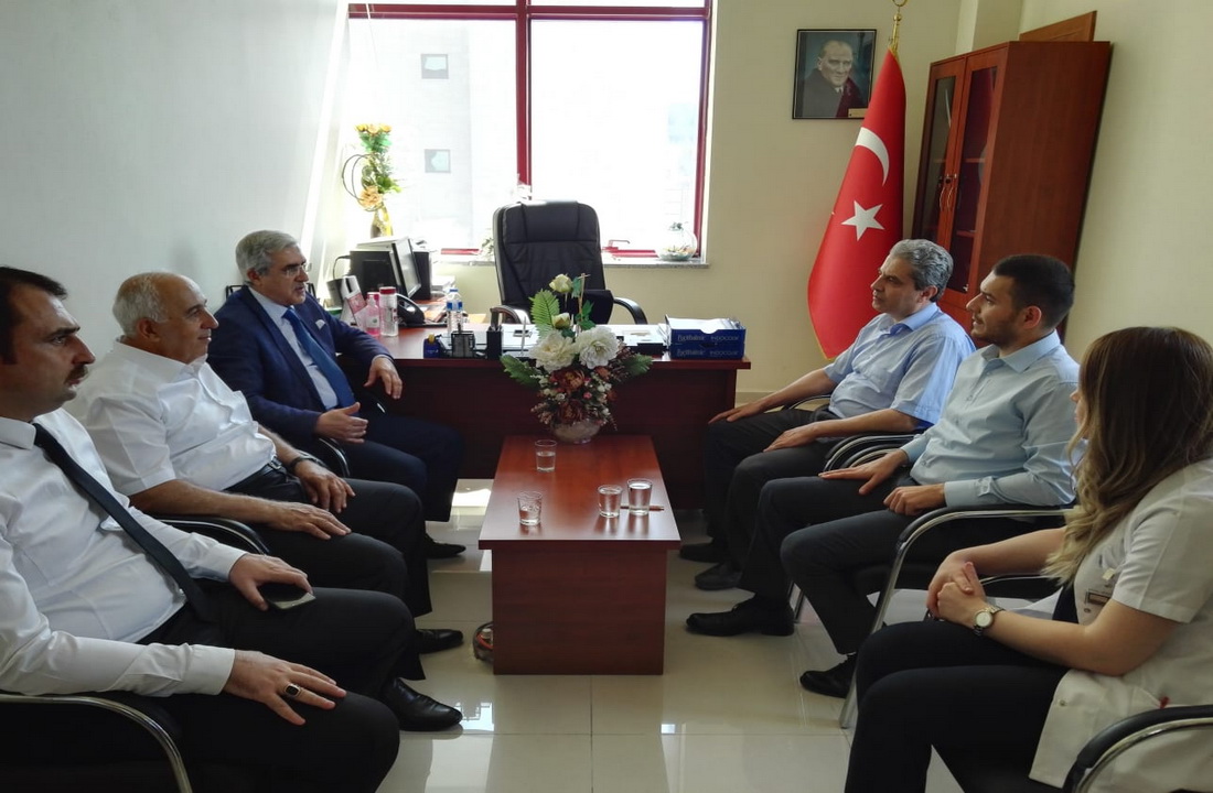 Diş Hekimliği Fakültesi Dekanlığına Prof. Dr. Mehmet Bekerecioğlu Atandı