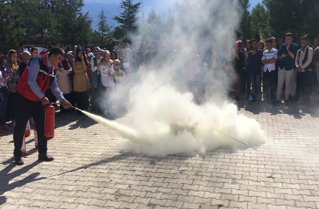 Üniversitemiz Göksun ve Afşin Yerleşkelerinde Yangın Tatbikatı Gerçekleştirildi
