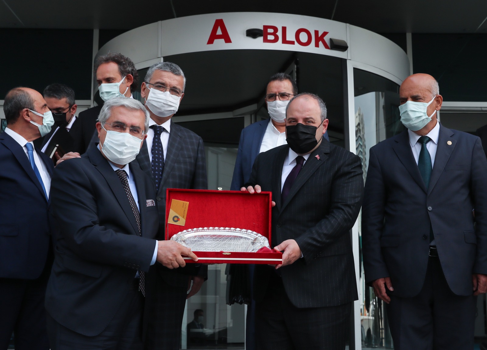 Üniversitemiz Rektörü Can ve Kahramanmaraş Protokolü, Şehrimize İvme Kazandıracak Projeler ile Sanayi Yatırımcılarının Sorun ve Taleplerini, Sanayi ve Teknoloji Bakanı Mustafa Varank’a Sundu