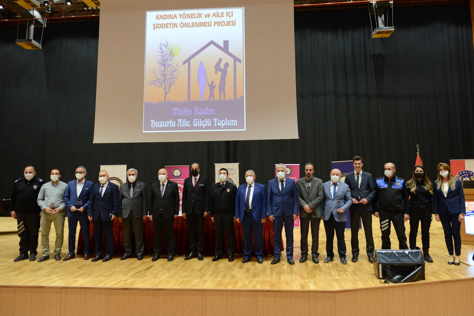 ‘Mutlu Kadın, Huzurlu Aile ve Güçlü Toplum’ Projesinin 5. Aşaması Üniversitemiz Ev Sahipliğinde Gerçekleştirildi