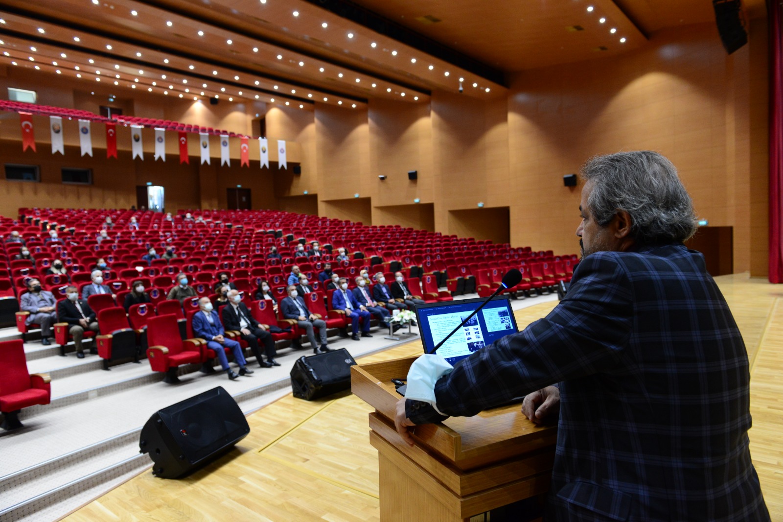 Üniversitemiz, Ebediyete İrtihalinin 83. Yılında Cumhuriyetimizin Kurucusu Gazi Mustafa Kemal Atatürk’ü Andı