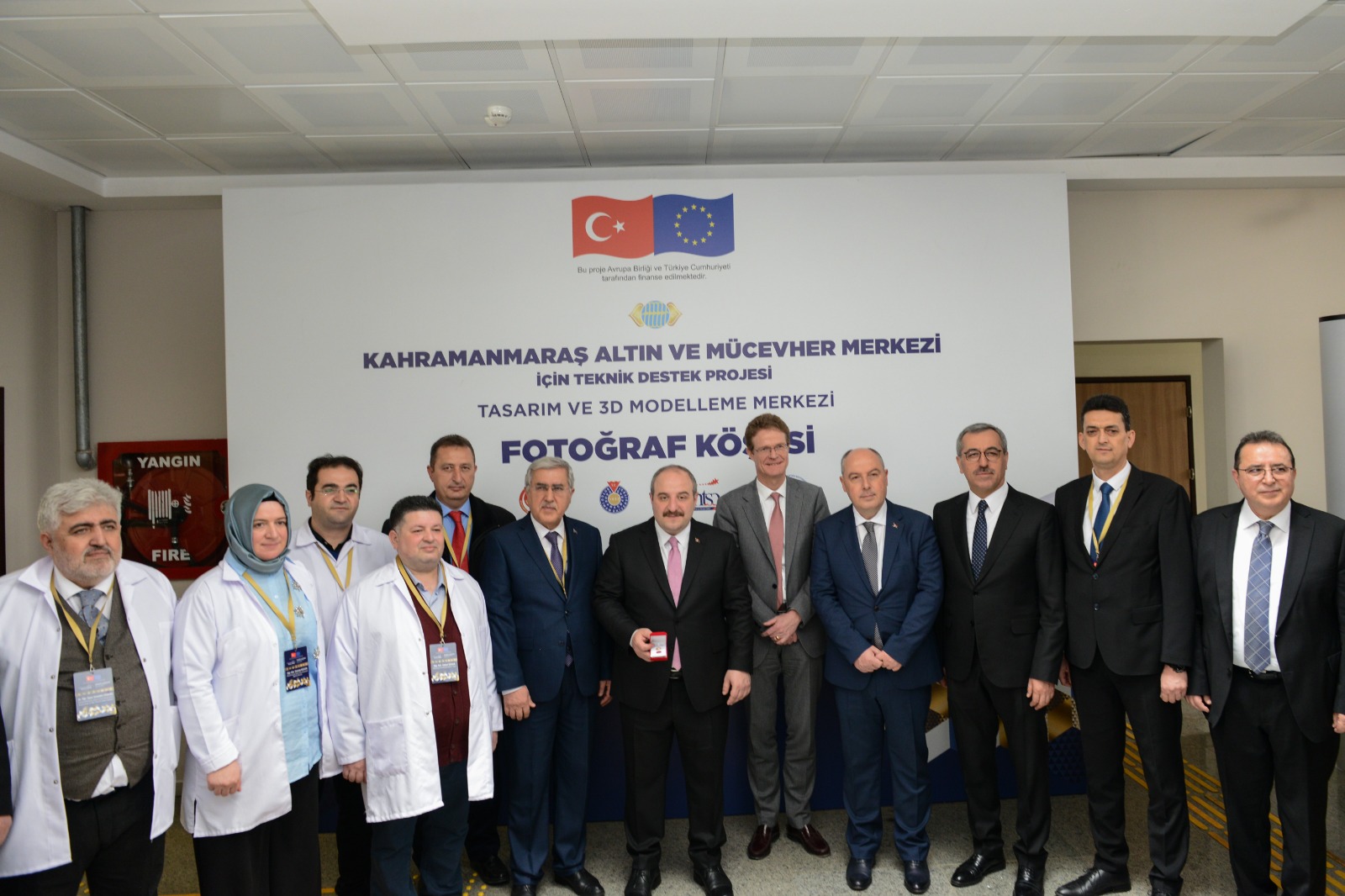 Sanayi ve Teknoloji Bakanı Mustafa Varank, Üniversitemizin Paydaşları Arasında Yer Aldığı Kahramanmaraş Altın ve Mücevher Merkezi Projesi Kapsamında Kurulan Gemeoloji Laboratuvarı ve Ayar Evi’nin Açılışını Gerçekleştirdi