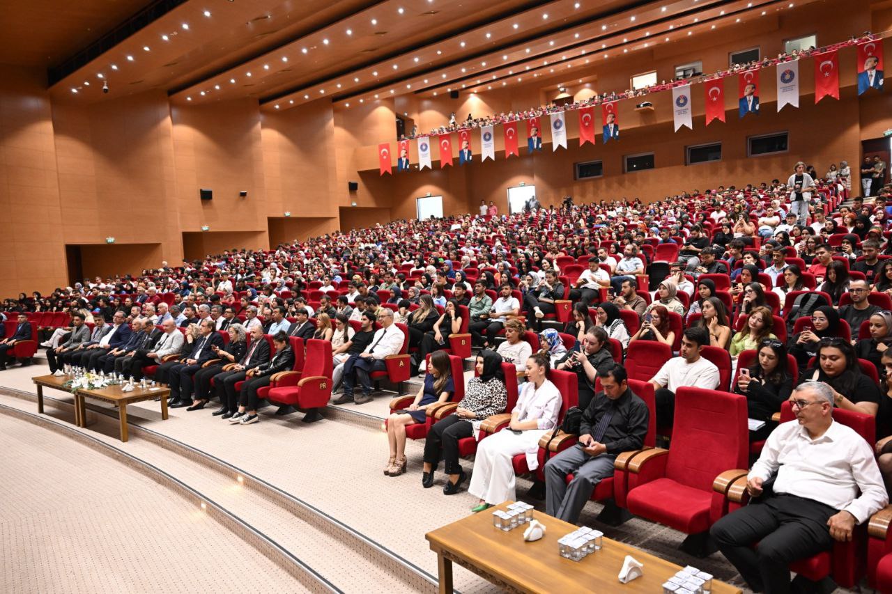 KSÜ’de Rektör-Öğrenci Buluşması Gerçekleştirildi
