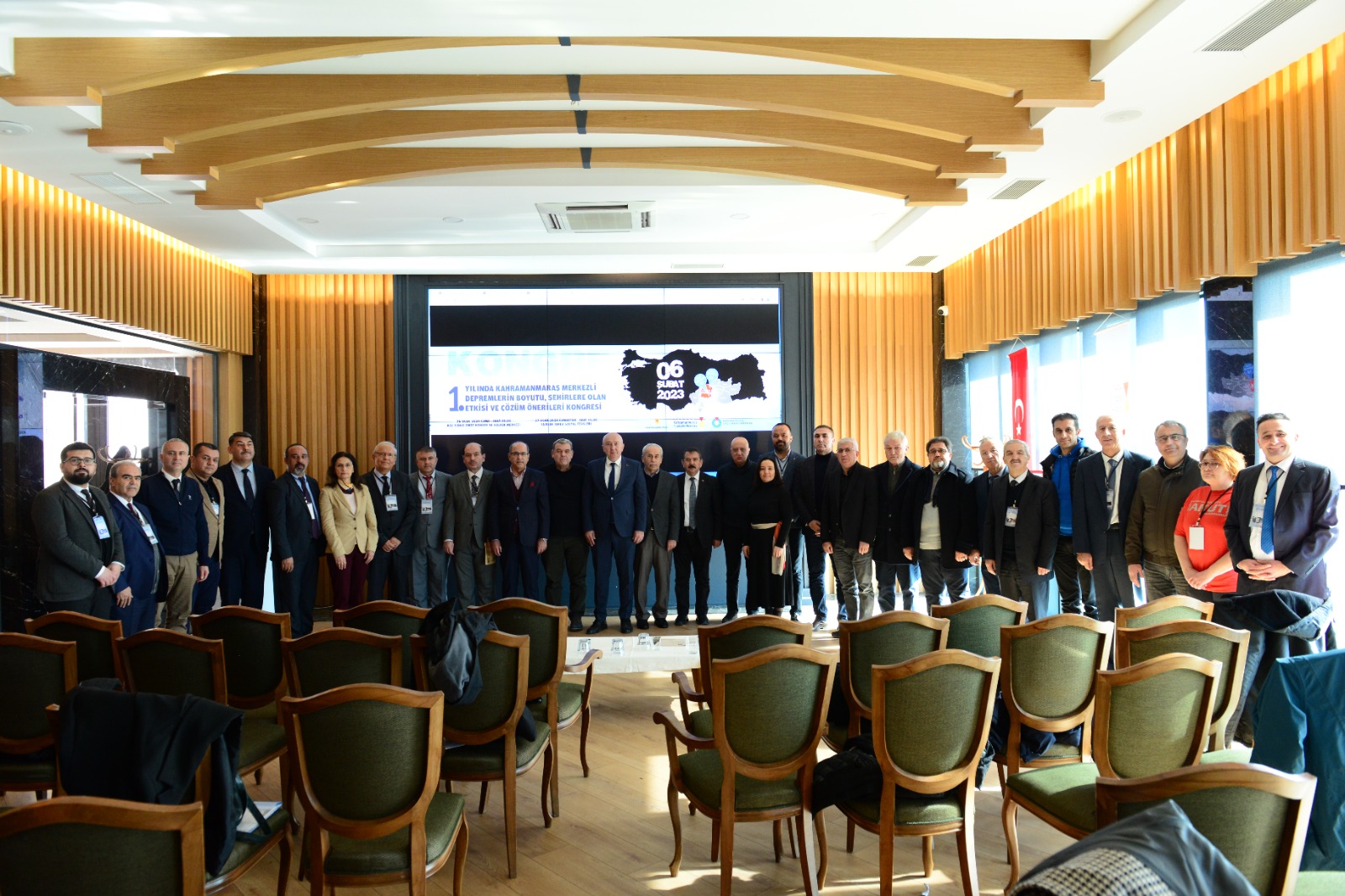 Deprem Kongresi Sona Erdi