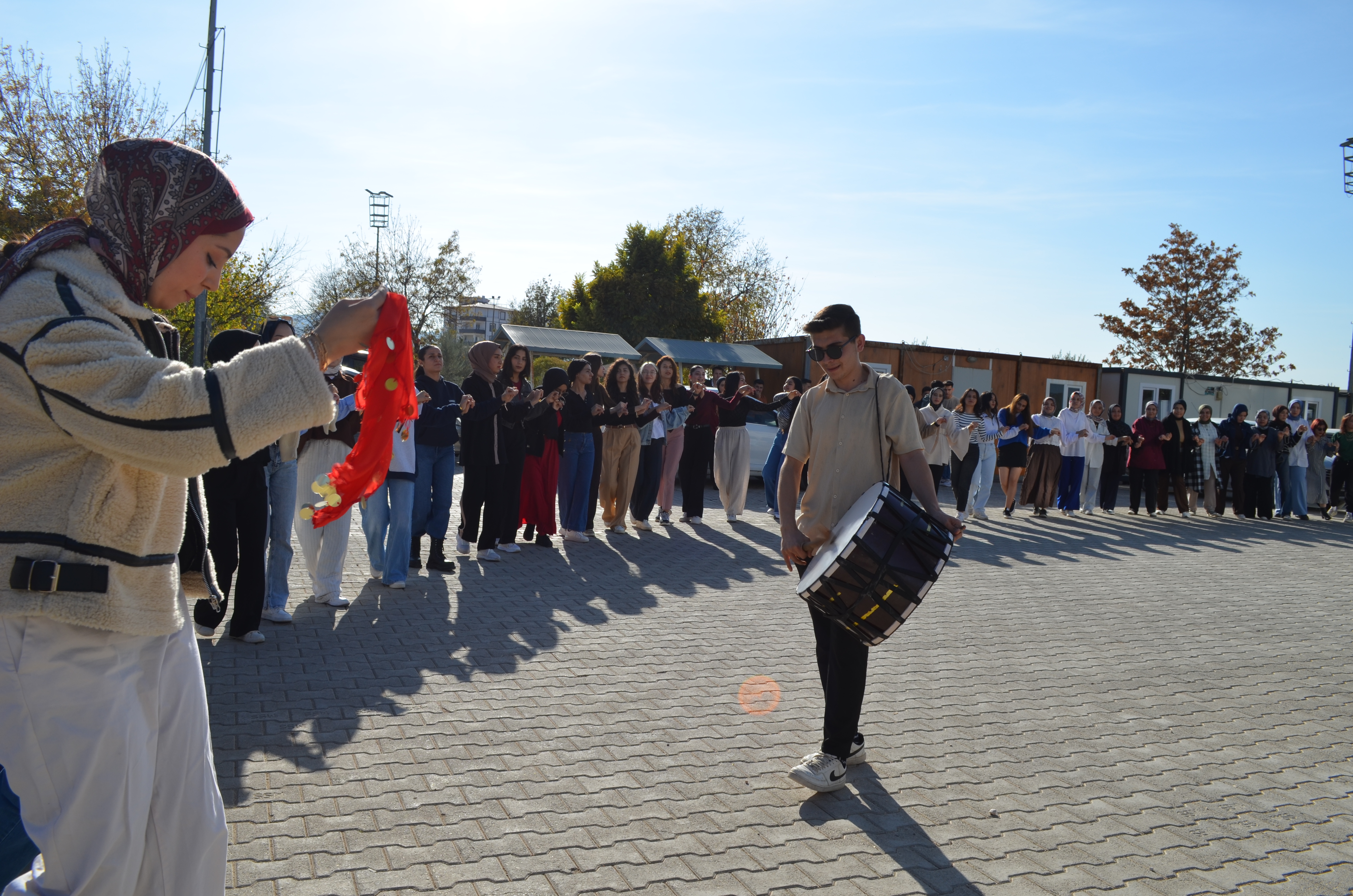 İçerikle ilgili görsel 2