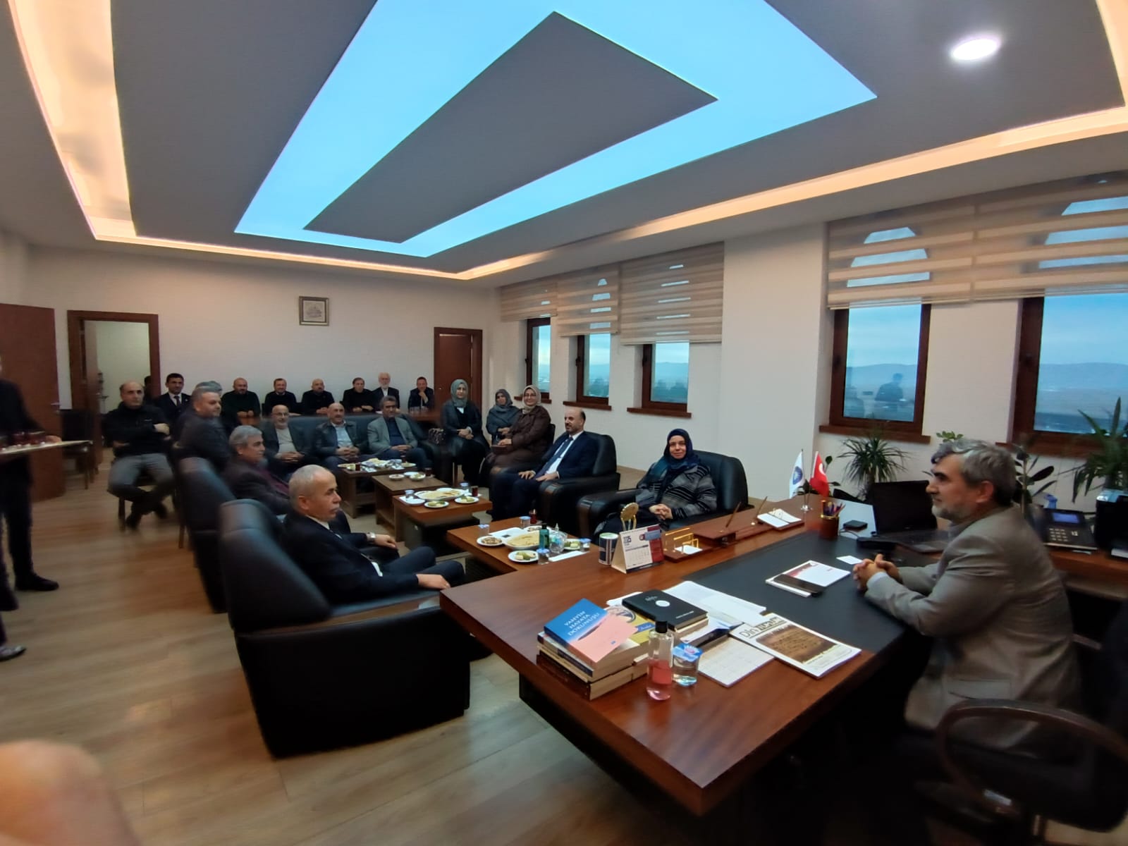 21. YÜZYILDA HZ. PEYGAMBER' İN SÜNNETİNİ YAŞAMAK